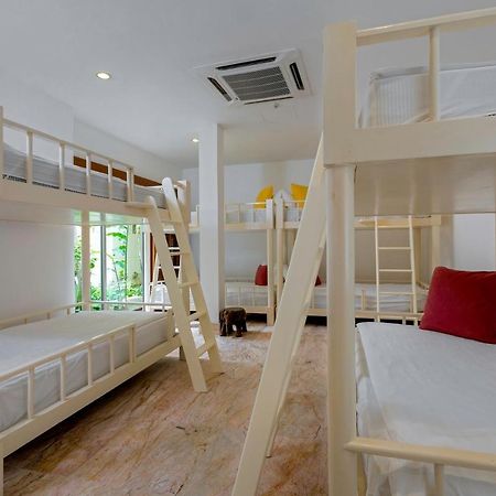 Villa Praison Strand Layan Exterior foto